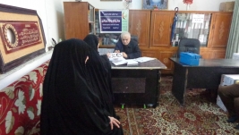 مبرة الشاكري فرع الكريعات: الآنسة سحر انور يعقوب تتبرع للأسرتين متعففتين 