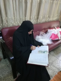 فرع البياع : تسليم الكفالة الشهرية الطبية لذوي الطفل المعاق / مهدي جلال من المتبرع الكريم / كامل الشريفي 