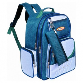   Al-Giriyat Advice Centre distributes school satchels, foodstuffs and financial subsidies to needy families.