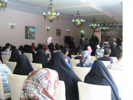 تكريم 10 نساء ارامل ضمن فعالية بغداد عاصمة الثقافة العربية بعد ترشيحهن من قبل مركز ارشاد مدينة الصدر